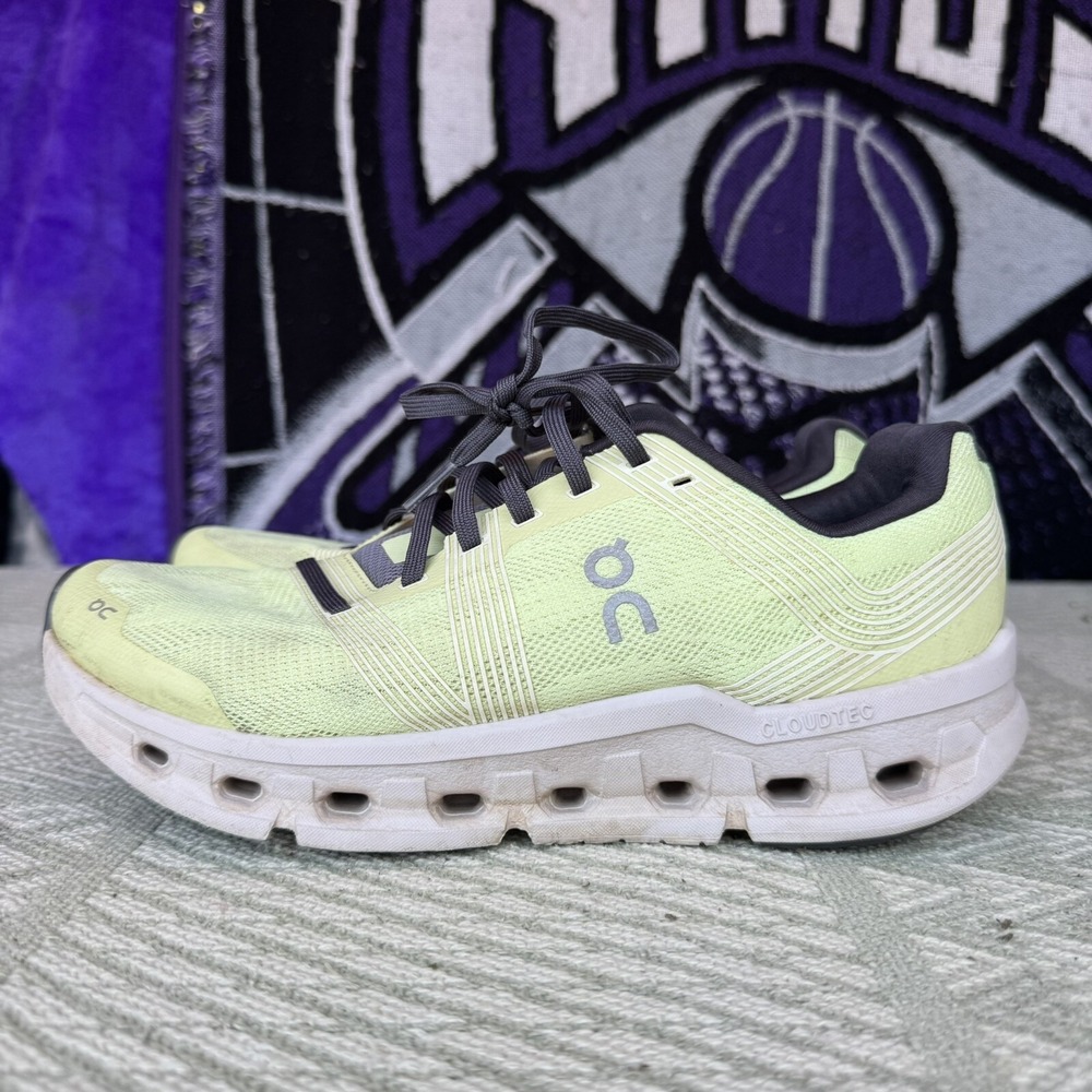 Size W9.5‎ - On Cloud Cloudgo Running Shoes in Hay/Sand Women's